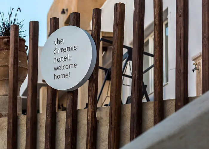 The Artemis Hotel 2*