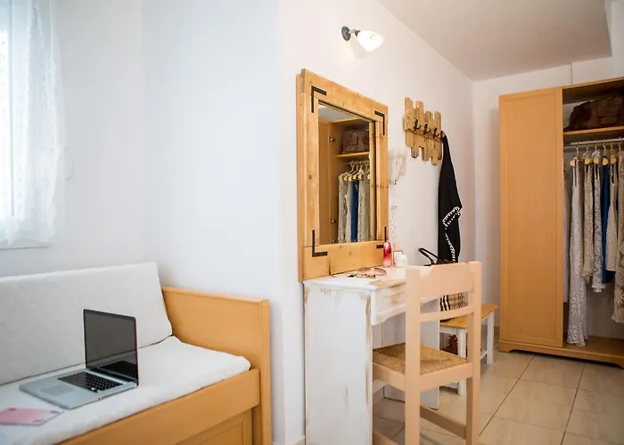 The Artemis Agia Anna (Naxos)