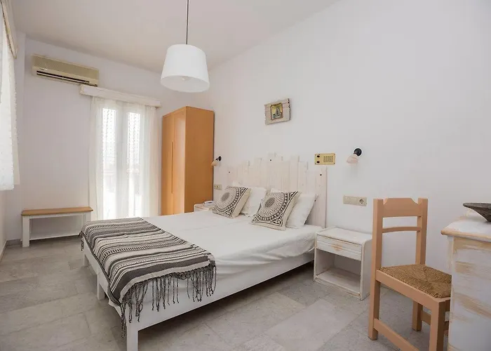 The Artemis Agia Anna (Naxos)