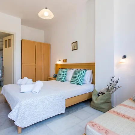 The Artemis Hotel 2*