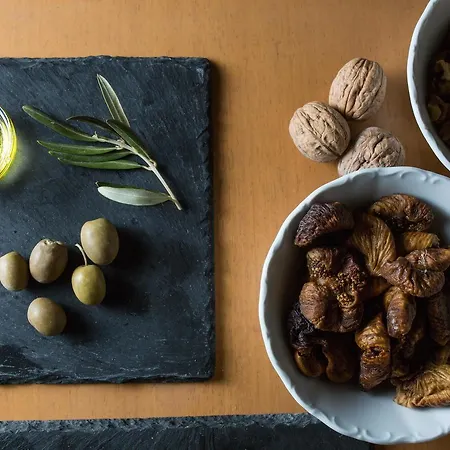 The Artemis Ξενοδοχείο Αγία Άννα