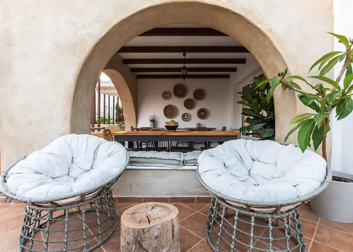 The Artemis Hotel 2*