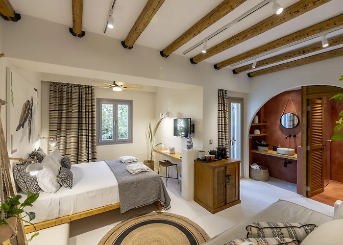 Отель The Artemis 2*